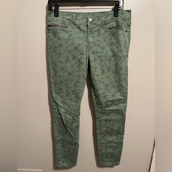 Gap Green Patterned Skinny Pants with Zipper Detailing - Picture 2 of 13